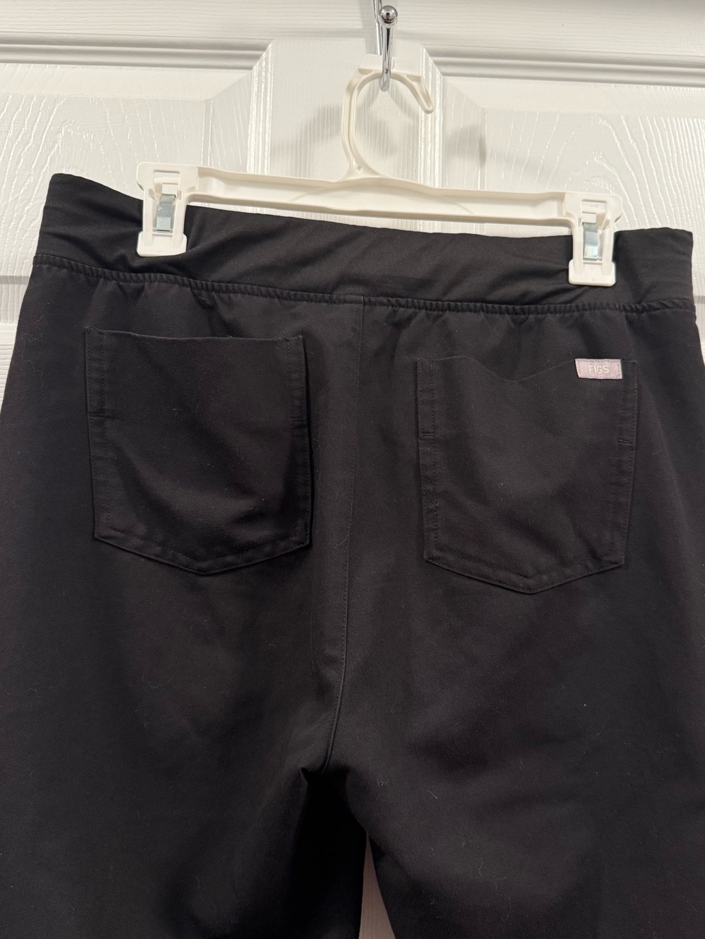 FIGS woman’s Zamora jogger scrub pant in black size medium tall - Picture 6 of 8